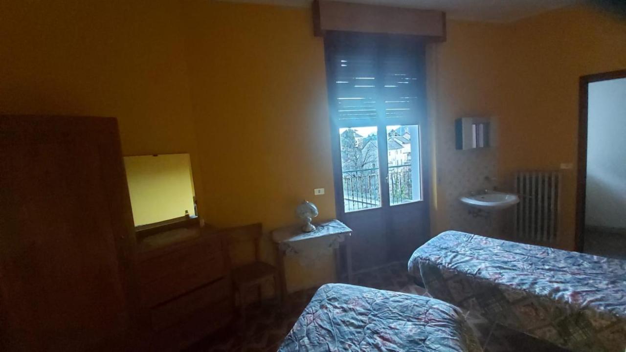 Hotel Locanda Marconi à Craveggia Extérieur photo